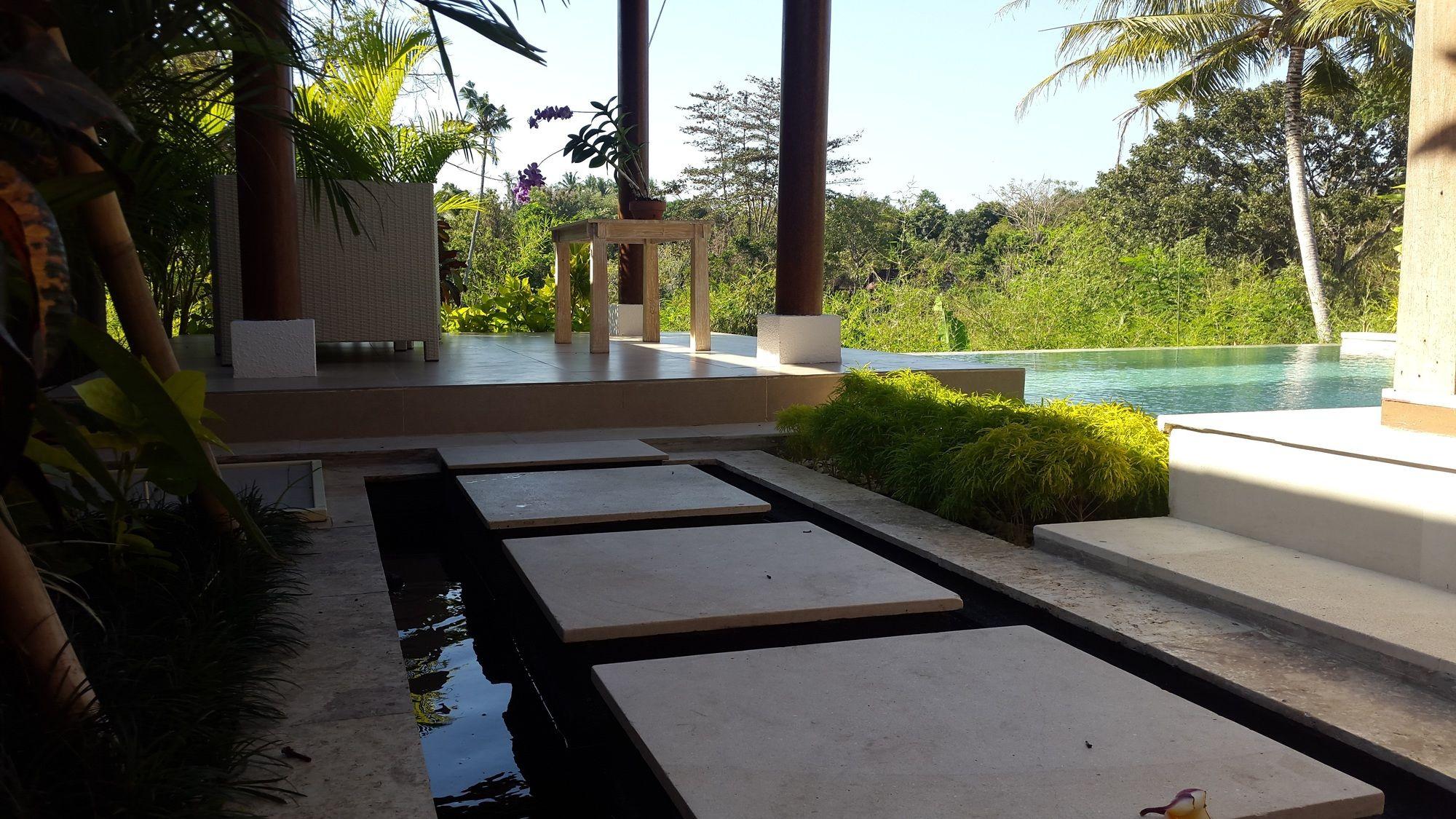 ศรี อาบี ราตู วิลลา Villa สุขาวาตี ภายนอก รูปภาพ