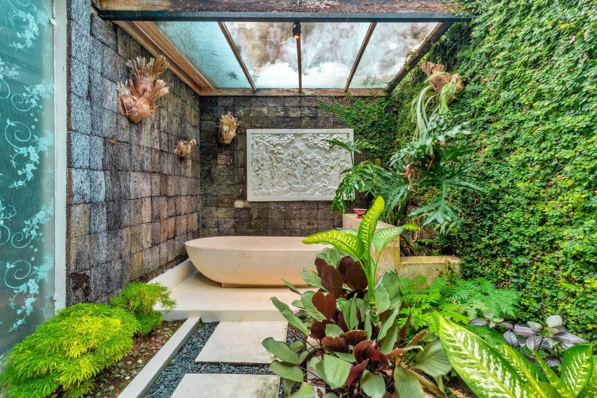 ศรี อาบี ราตู วิลลา Villa สุขาวาตี ภายนอก รูปภาพ