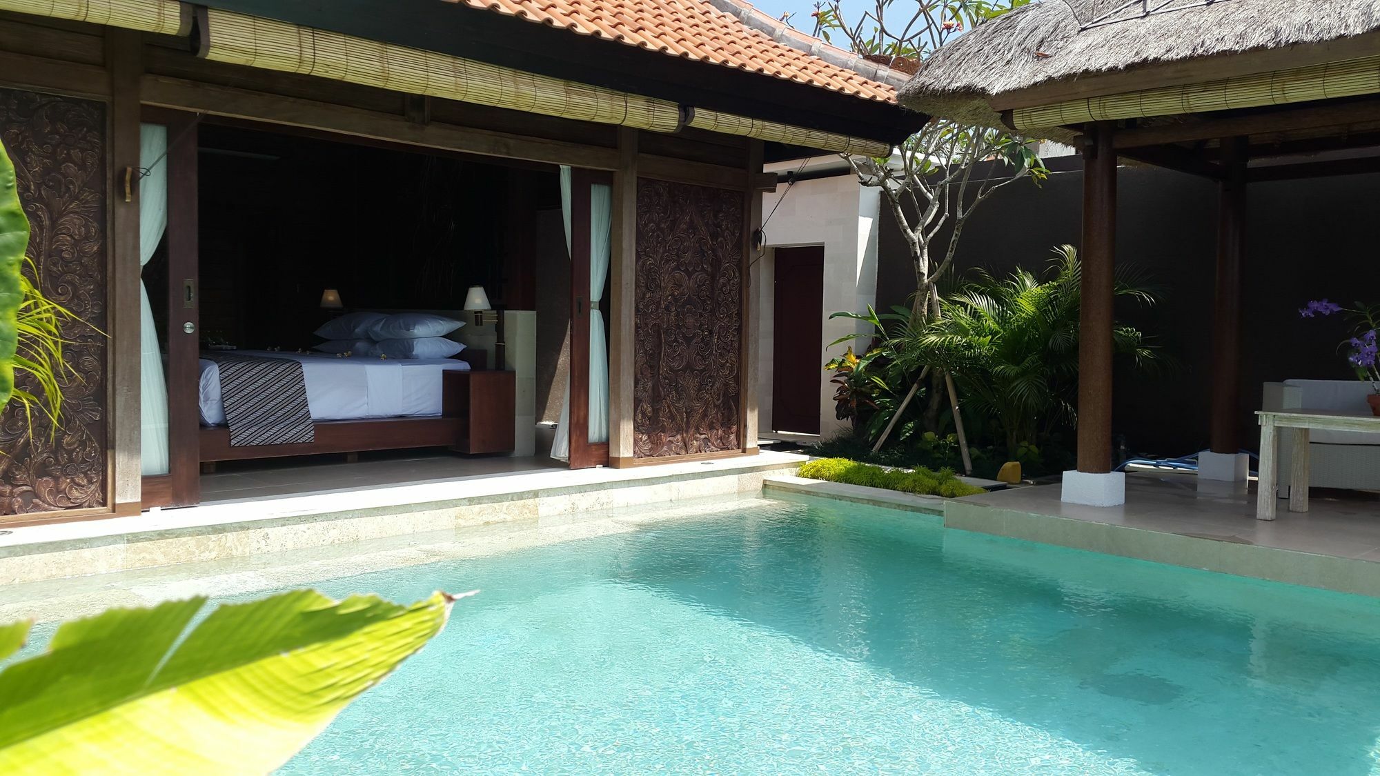 ศรี อาบี ราตู วิลลา Villa สุขาวาตี ภายนอก รูปภาพ